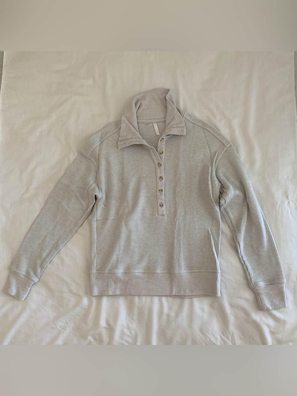 TravisMathew Weekend Henley Waffle Knit Pullover Sweater Heather Grey XS EUC
